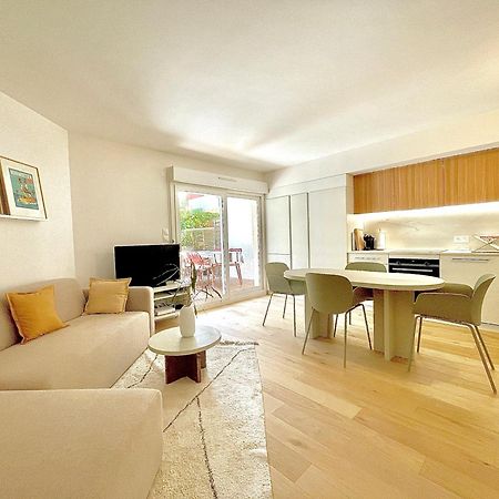 Splendide Appartement De Charme Avec Patio, Parking Et Plage A 3 Minutes Биариц Екстериор снимка
